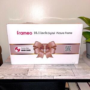 Digital picture frame